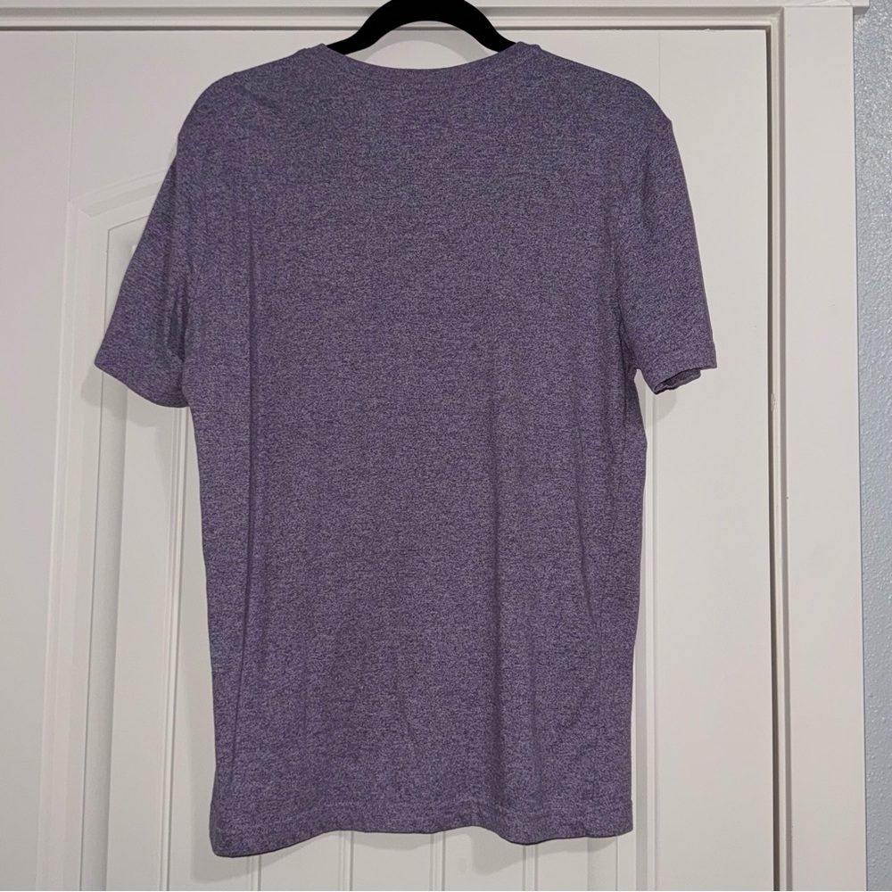 Men’s St John’s Bay Medium Soft Purple T-Shirt - Picture 3 of 4